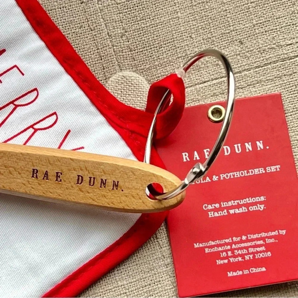 NEW Rae Dunn Measurements Spatula & Potholder SET -MERRY & BRIGHT on binder ring - Picture 3 of 11